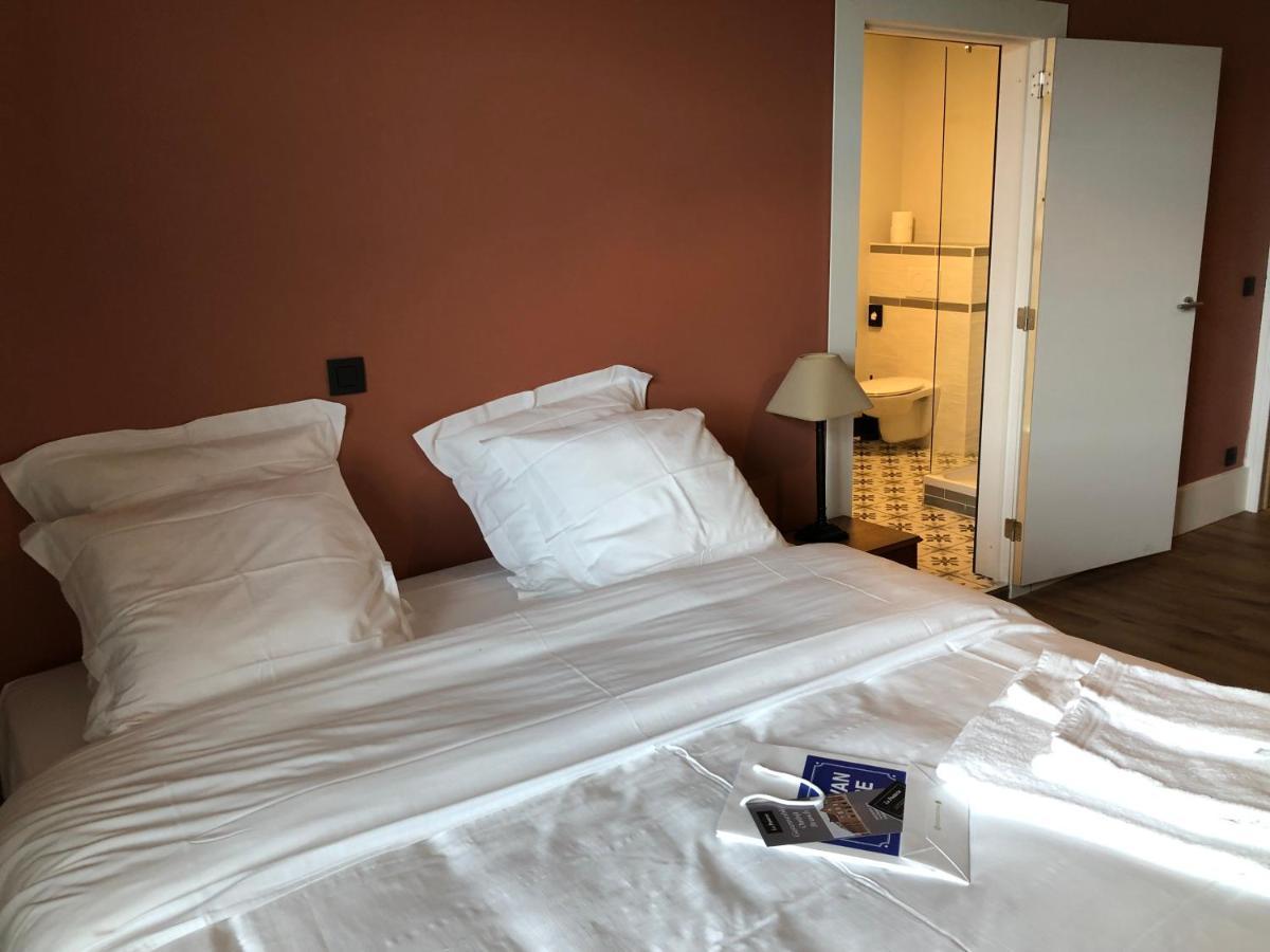Bed and Breakfast La Posterie Ронсе Экстерьер фото