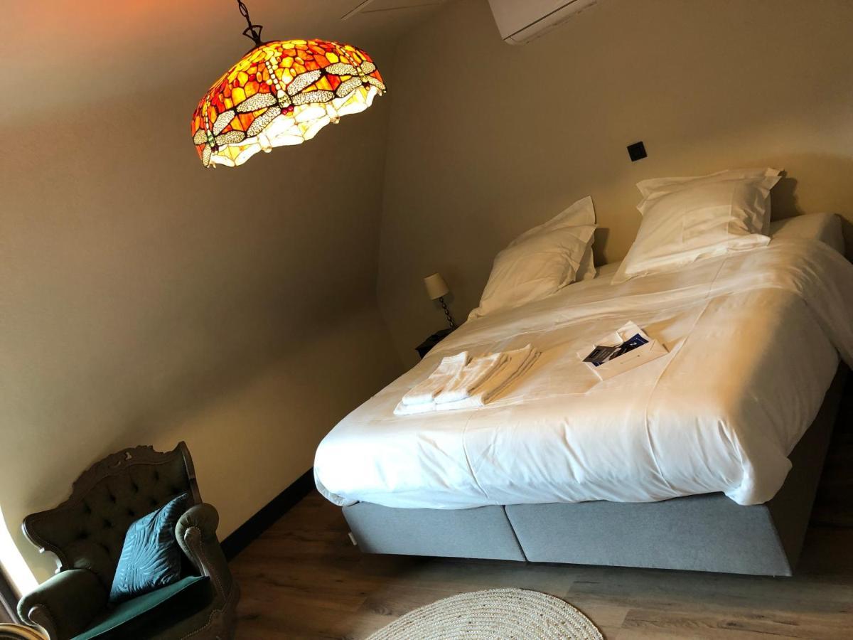 Bed and Breakfast La Posterie Ронсе Экстерьер фото